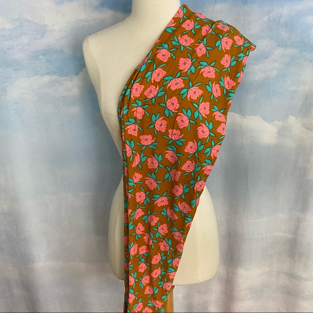 LuLaRoe Leggings Tall & Curvy